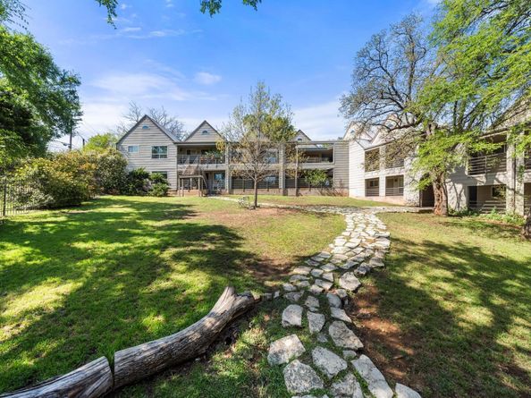 1514 Parker LN 107, Austin TX 78741
