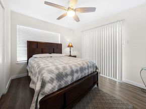 1514 Parker LN 107, Austin TX 78741