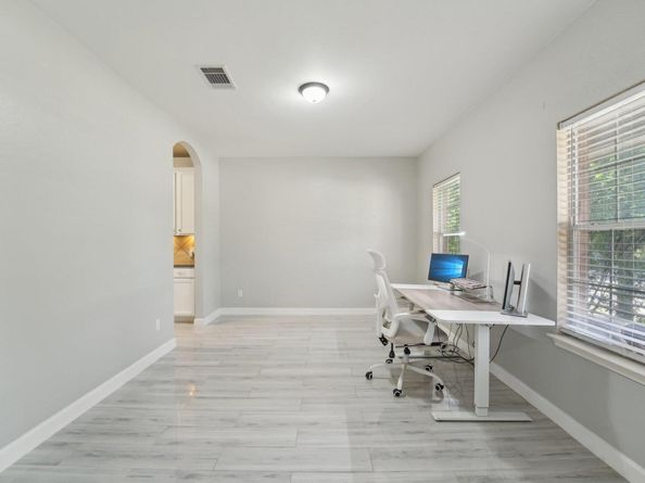 504 Chaparral DR, Leander TX 78641