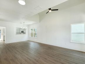 1006 E 3rd ST, Georgetown TX 78626