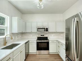 1006 E 3rd ST, Georgetown TX 78626