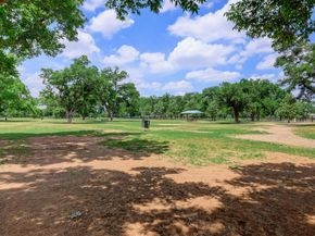 1006 E 3rd ST, Georgetown TX 78626