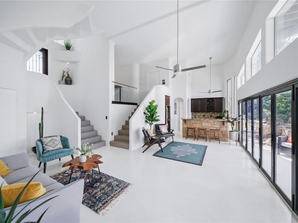 13902 Panorama DR, Austin TX 78732