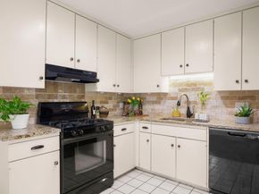9001 Parkfield DR B, Austin TX 78758