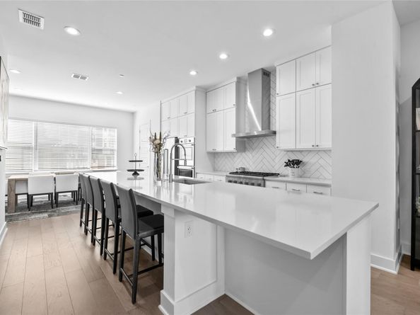 4310 Authentic DR, Austin TX 78731