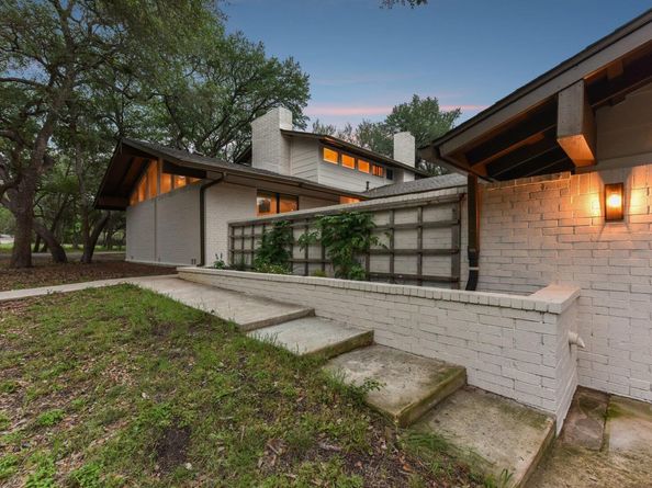 9004 Tara LN, Austin TX 78737