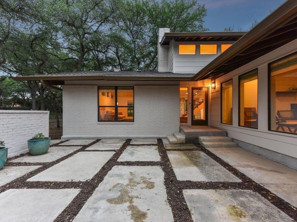 9004 Tara LN, Austin TX 78737