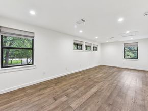 9004 Tara LN, Austin TX 78737