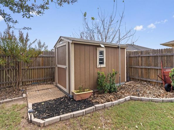 128 Moulins LN, Georgetown TX 78626