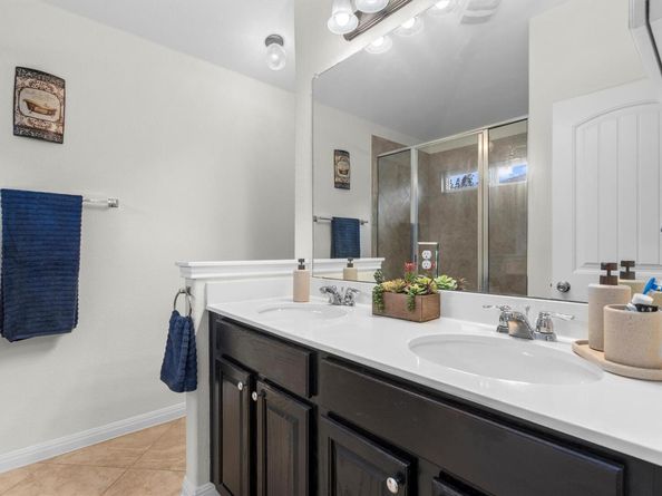 128 Moulins LN, Georgetown TX 78626