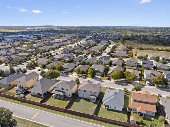 128 Moulins LN, Georgetown TX 78626