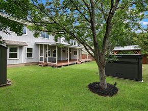 9105 Hazelhurst DR, Austin TX 78729