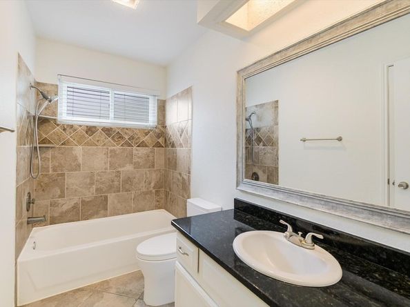 9105 Hazelhurst DR, Austin TX 78729
