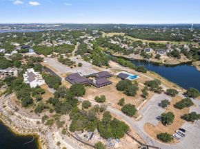 418 Venture BLVD S, Point Venture TX 78645