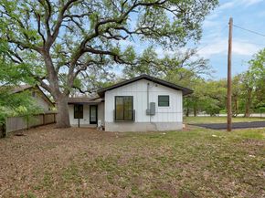 11013 Travis DR, Jonestown TX 78645