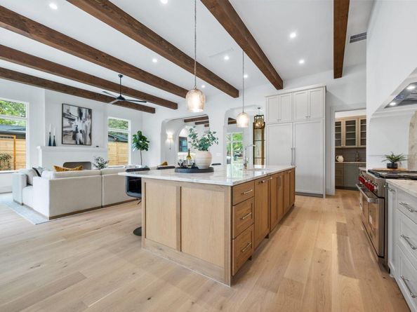 6006 Cary DR, Austin TX 78757