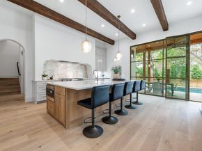 6006 Cary DR, Austin TX 78757