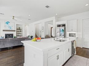 407 Forza Viola WAY, Austin TX 78738