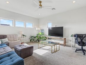 407 Forza Viola WAY, Austin TX 78738