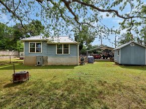 2120 Leander ST, Georgetown TX 78626