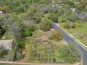 5304 Harvest LN, Austin TX 78745