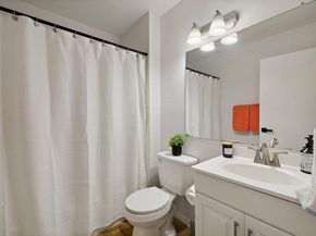 5304 Harvest LN, Austin TX 78745