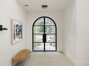 4401 Amarra DR 13, Austin TX 78735