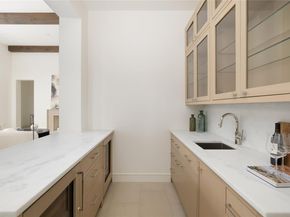 4401 Amarra DR 13, Austin TX 78735