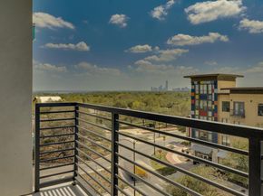 1701 Simond Ave 524, Austin TX 78723