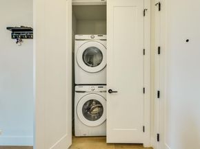 1701 Simond Ave 524, Austin TX 78723