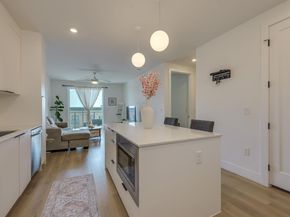 1701 Simond Ave 524, Austin TX 78723