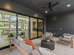 2138 Barton Hills DR, Austin TX 78704