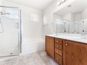 8518 Cahill DR 13, Austin TX 78729