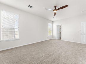 8518 Cahill DR 13, Austin TX 78729