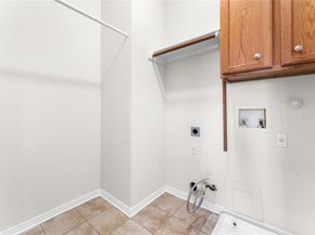 8518 Cahill DR 13, Austin TX 78729