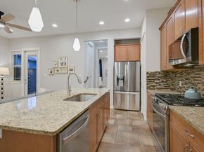 2206 Schriber ST B, Austin TX 78704