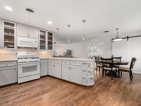 509 E 17th ST, Georgetown TX 78626