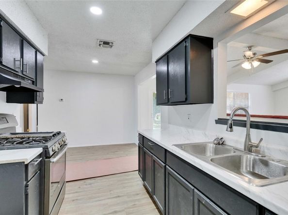 4504 Little Hill CIR, Austin TX 78725