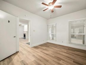 1910 Robbins PL 105, Austin TX 78705