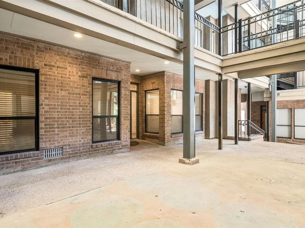 1910 Robbins PL 105, Austin TX 78705