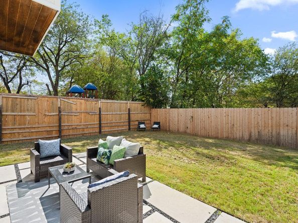 4407 Merle DR B, Austin TX 78745