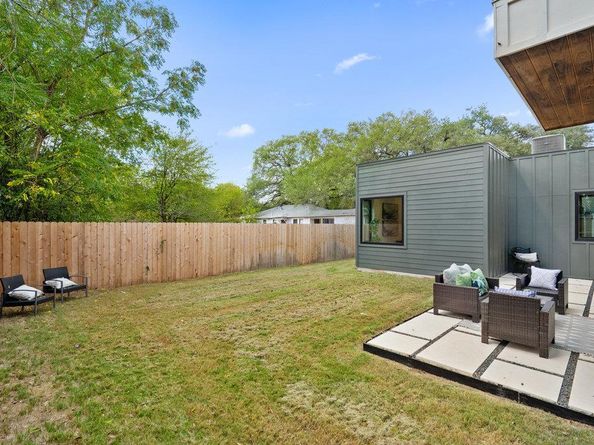 4407 Merle DR B, Austin TX 78745