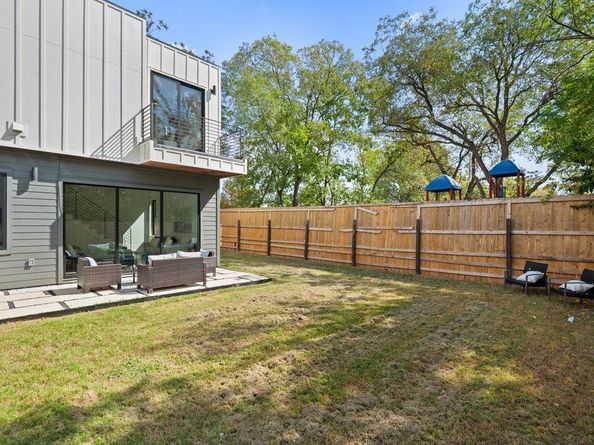 4407 Merle DR B, Austin TX 78745