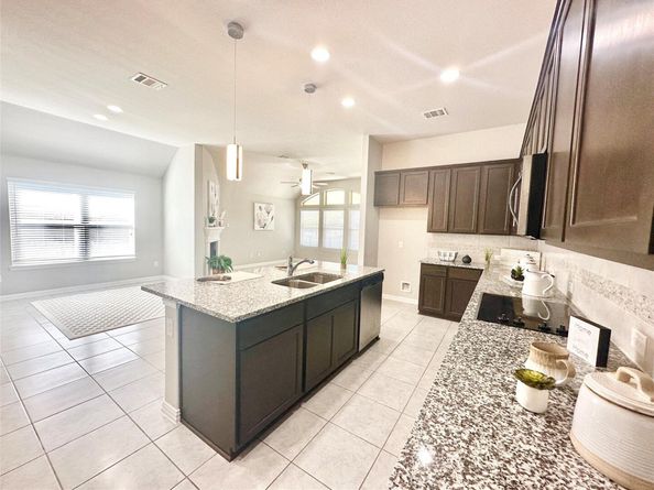 1017 Hillrose DR, Leander TX 78641