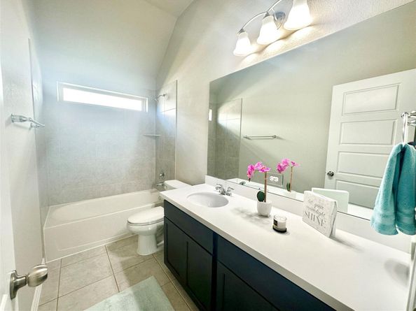 1017 Hillrose DR, Leander TX 78641