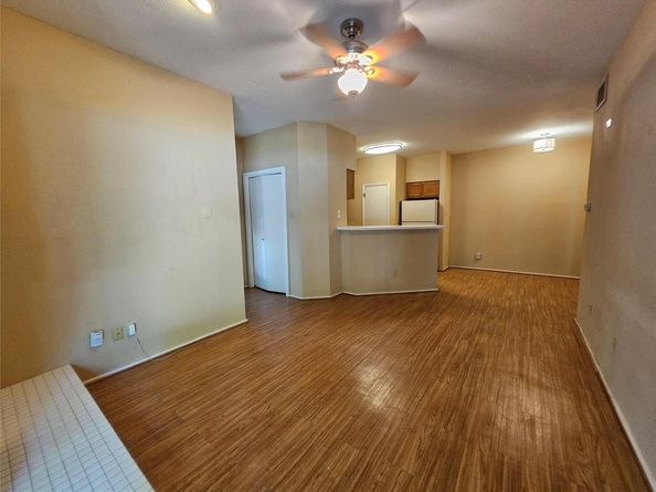 2450 Wickersham LN 205, Austin TX 78741