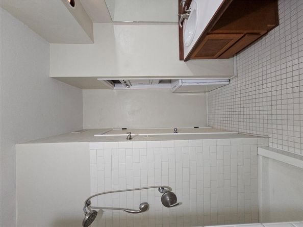 2450 Wickersham LN 205, Austin TX 78741