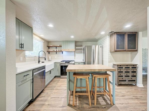 4708 Adelphi LN, Austin TX 78727