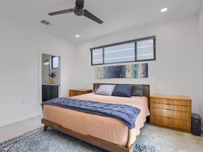 2001 Sl Davis Ave, Austin TX 78702