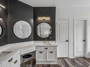 6804 Gabion DR, Austin TX 78749
